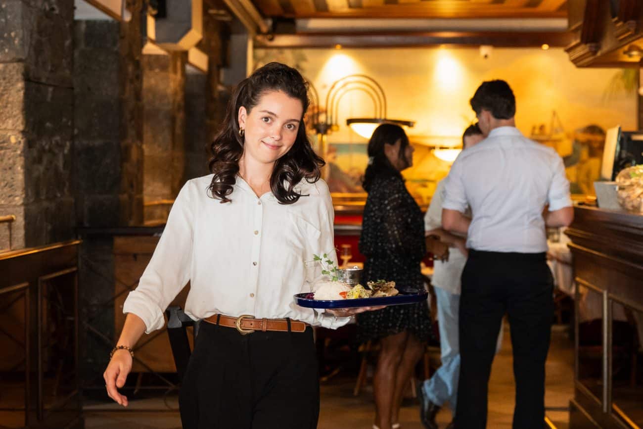 Roland garros restaurant salle interieure service horizontale BD